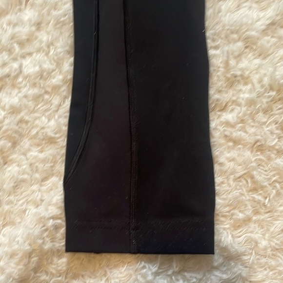 Lululemon high rise athletic leggings for women size 2 - Picture 3 of 11
